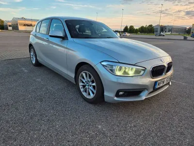 Gebraucht BMW 118 Advantage 136 PS (100 kW) 2018 Silber Limousine