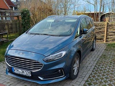 Gebraucht Ford S-MAX Titanium 190 PS (139 kW) 2020 Blau Van / Kleinbus