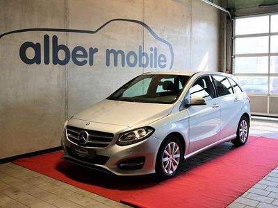 Gebraucht Mercedes B180 122 PS (89 kW) 2016 Silber Van / Kleinbus