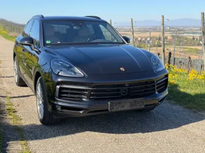 Używany Porsche Cayenne 340 KM (250 kW) 2019 Czarny SUV