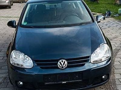 Second-hand VW Golf V Individual 116 CP (85 kW) 2007 Albastru Berlinǎ