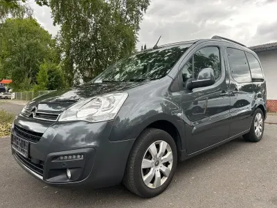 Gebraucht Citroën Berlingo Shine 110 PS (80 kW) 2017 Grau Van / Kleinbus
