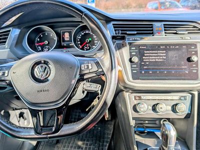 Usata VW Tiguan R-line 150 CV (110 kW) 2019 Grigio SUV