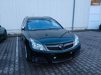 Gebraucht Opel Vectra 150 PS (110 kW) 2008 Schwarz Kombi
