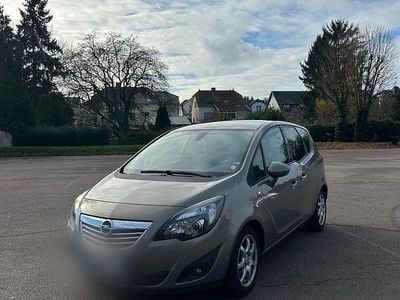 Gebraucht 2011 Opel Meriva Van / Kleinbus | 2.700 € (Fairer Preis)