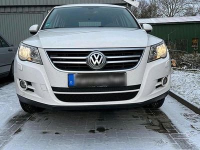 Gebraucht VW Tiguan Freestyle 140 PS (102 kW) 2011 Weiß SUV
