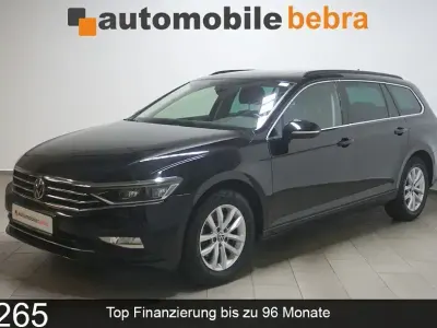 Gebraucht VW Passat Business 150 PS (110 kW) 2023 Deep black Kombi