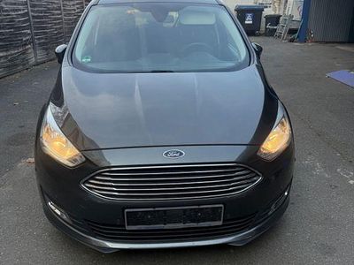 Grün Gebraucht 2016 Ford C-MAX Titanium Van / Kleinbus | 5.799 € (Superpreis)