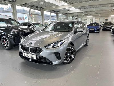 Grau Gebraucht 2024 BMW 120 Performance Kleinwagen | 29.890 € (Fairer Preis)