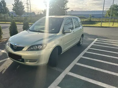 Gebraucht Mazda 2 80 PS (58 kW) 2007 Grün Kleinwagen