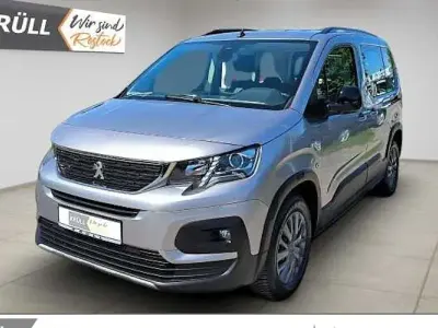 Occasion Peugeot e-Rifter Allure 100 kW (136 ch) 2024 Gris Monospace