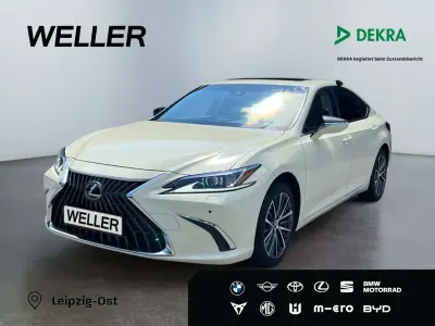 Gebraucht Lexus ES300H Business Edition 218 PS (160 kW) 2024 Schwarz Limousine