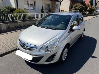 Begagnad Opel Corsa Satellite 69 HK (50 kW) 2012 Silver Halvkombi