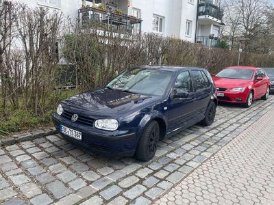 VW Golf IV