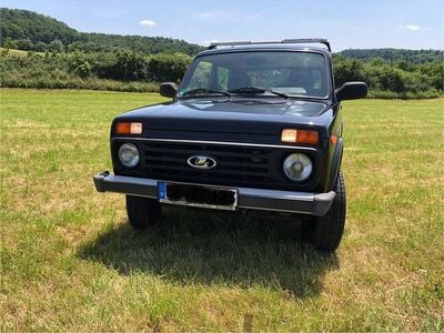 Lada Urban