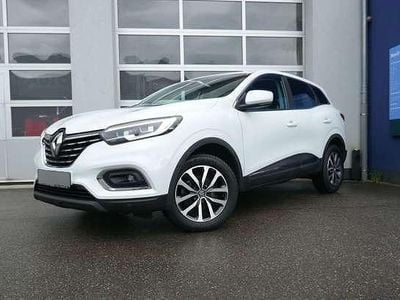 Weiß metallic Gebraucht 2021 Renault Kadjar Business SUV | 18.460 € (Etwas zu teuer)