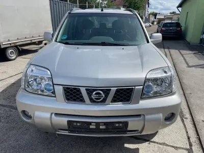 Gebraucht Nissan X-Trail 136 PS (100 kW) 2004 Silber SUV