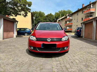 Gebraucht VW Golf Plus Cross Style 86 PS (63 kW) 2011 Rot Limousine