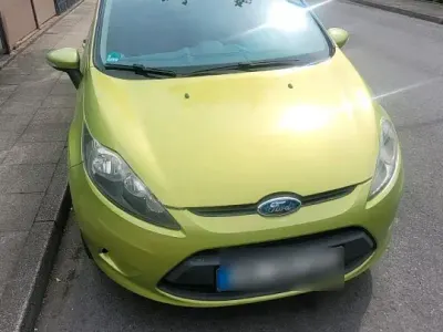 Gebraucht Ford Fiesta 52 PS (38 kW) 2009 Grün Kleinwagen
