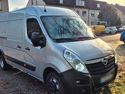Grau Gebraucht 2012 Opel Movano Van / Kleinbus | 7.999 € (Teuer)