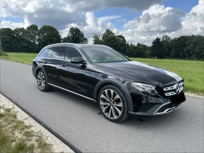 Gebraucht Mercedes E220 All-Terrain Avantgarde 194 PS (142 kW) 2018 Kombi
