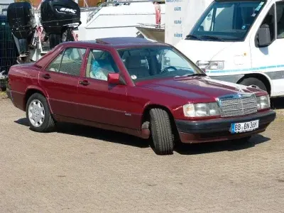 Gebraucht Mercedes 190 Sportline 90 PS (66 kW) 1992 Rot Limousine