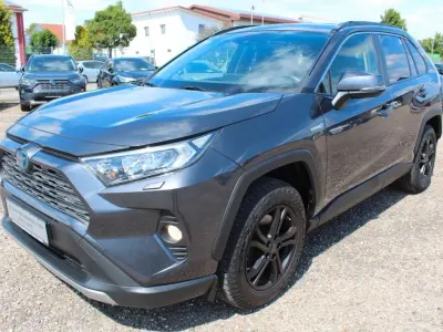 Gebraucht Toyota RAV4 Hybrid Club 222 PS (163 kW) 2020 Grau SUV