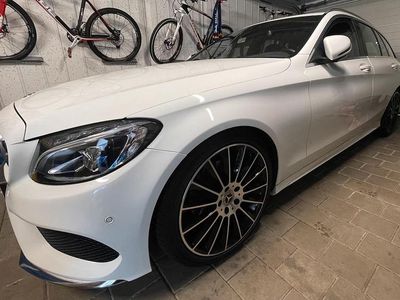Usata Mercedes C220 AMG line 170 CV (125 kW) 2016 Bianco Station wagon
