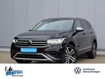 Gebraucht VW Tiguan Allspace Elegance 150 PS (110 kW) 2023 Deep black perleffekt SUV