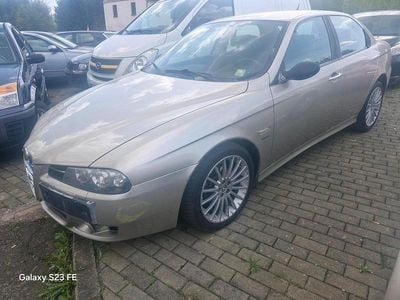 Usata Alfa Romeo 156 166 CV (122 kW) 2004 Argento Berlina