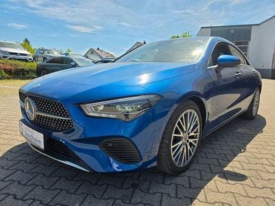 Begagnad Mercedes CLA200 Progressive 150 HK (110 kW) 2024 Blå Sedan