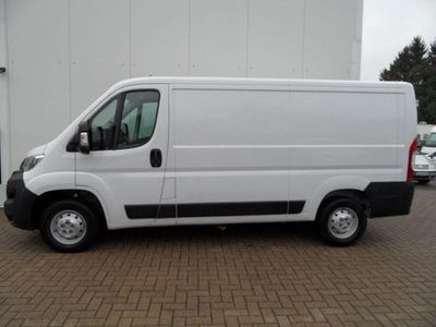 Gebraucht Opel Movano Edition 140 PS (102 kW) 2024 Casablancaweiß Van