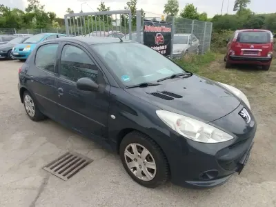 Gebraucht Peugeot 206 60 PS (44 kW) 2009 Grau Kleinwagen