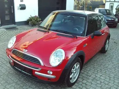 Usata Mini ONE 90 CV (66 kW) 2003 Rosso Utilitaria