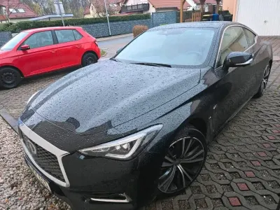 Gebraucht Infiniti Q60 211 PS (155 kW) 2018 Schwarz Coupé