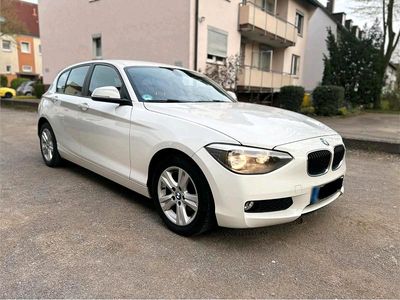 Gebraucht BMW 114 112 PS (82 kW) 2012 Weiß Kleinwagen