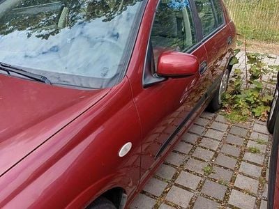 Nissan Almera