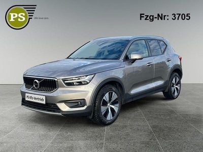 Grau Gebraucht 2020 Volvo XC40 Momentum SUV | 17.980 € (Guter Preis)
