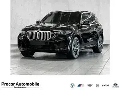 Neu BMW X5 313 PS (230 kW) 2026 Schwarz (black sapphire) SUV