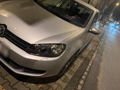 Usata VW Golf VI 81 CV (59 kW) 2009 Grigio Utilitaria