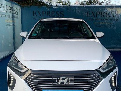 Weiß Gebraucht 2018 Hyundai Ioniq Style Kleinwagen | 9.900 €