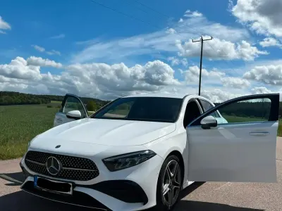 Używany Mercedes A220 AMG line 190 KM (139 kW) 2024 Biały Sedan/Limuzyna