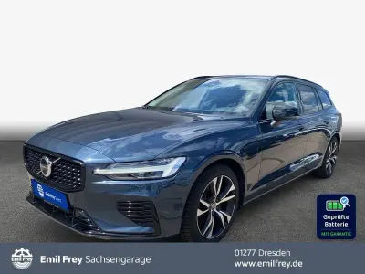 Gebraucht Volvo V60 Plus 257 PS (189 kW) 2024 Denim blaumetallic Kombi