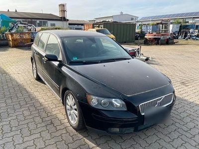 Second-hand Volvo V50 160 CP (117 kW) 2004 Negru Break