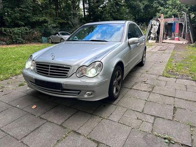Mercedes C230