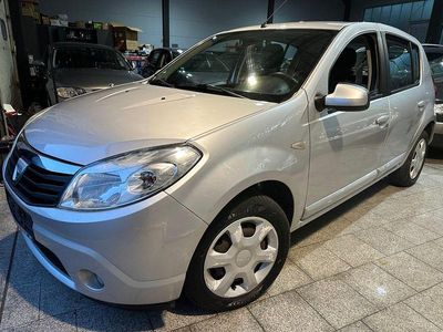 Gebraucht Dacia Sandero Lauréate 87 PS (63 kW) 2009 Silber Limousine