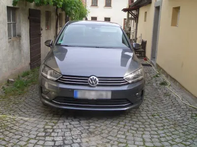 Gebraucht VW Golf Sportsvan Sound 116 PS (85 kW) 2017 Grau Van / Kleinbus