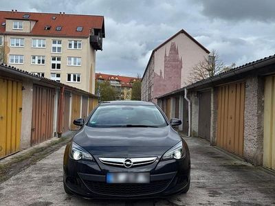 Usata Opel Astra GTC 179 CV (131 kW) 2011 Nero Coupé