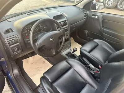 Gebraucht Opel Astra Njoy 80 PS (58 kW) 2003 Blau Limousine