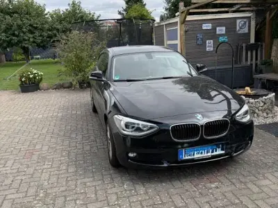 Gebraucht BMW 114 102 PS (75 kW) 2013 Schwarz Kleinwagen